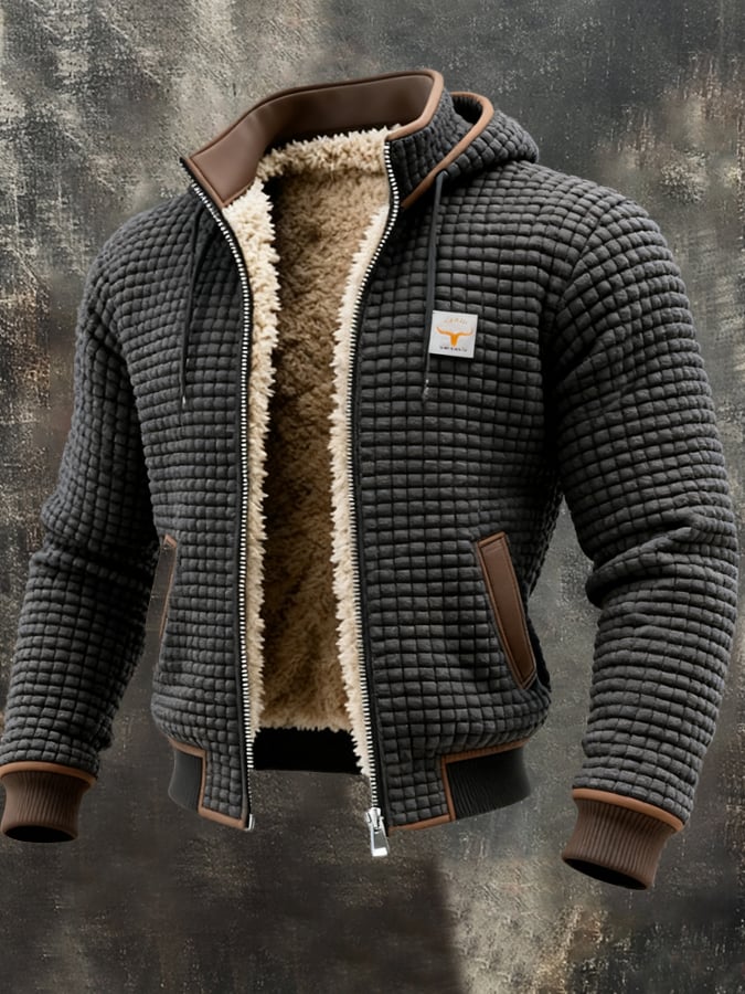 Doudoune matelassée homme style moderne, chaude et isolante contre le vent et le froid hivernal.