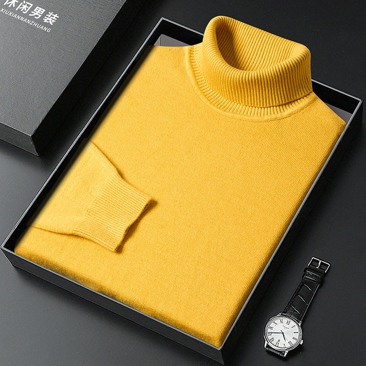 Col roulé classique pour homme en cachemire, un essentiel de la mode masculine hivernale et intemporelle.